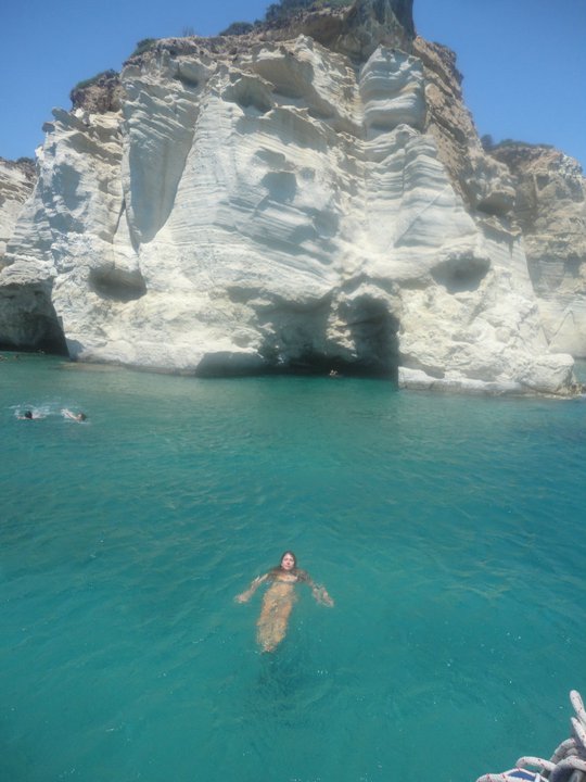 284313_542992516556_176483_n