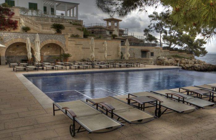 300342_2124071109550_1581110939_n