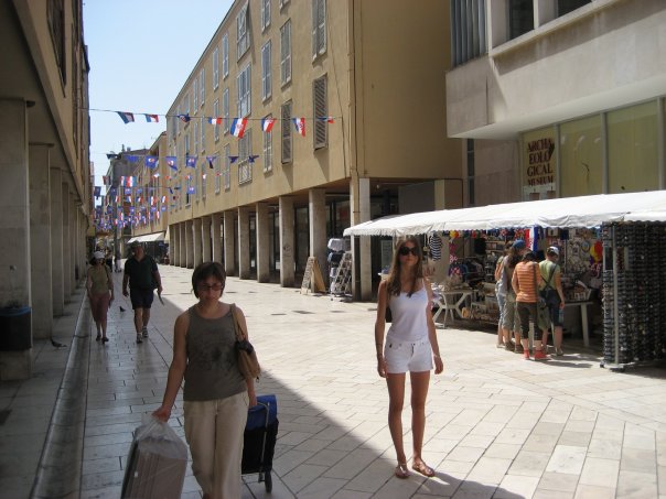 74_1005445424607_9095_n