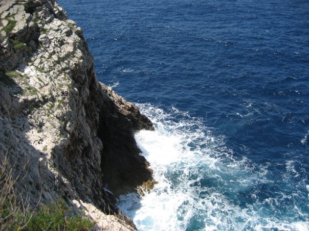 74_1005446024622_1470_n